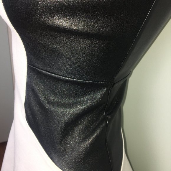 Express White Fit & Flare Skater Mini Dress w/ Black Faux Leather Panels Sz 2 - Picture 6 of 9